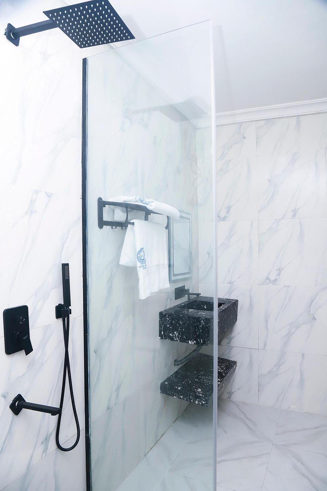 Western Dreams Hotel Abuja Ngoại thất bức ảnh