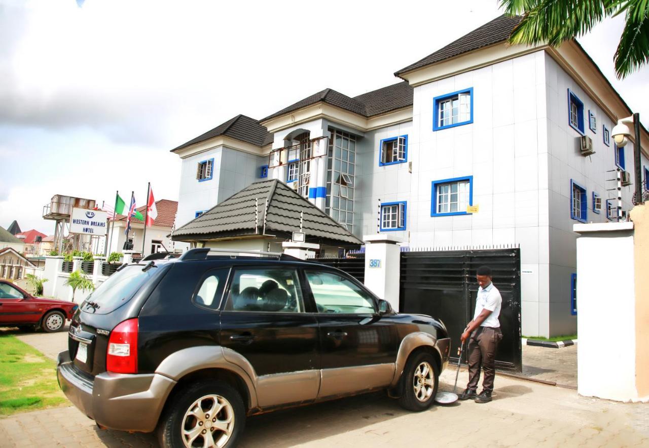Western Dreams Hotel Abuja Ngoại thất bức ảnh